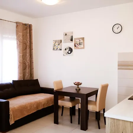 Apartman Zorana Tivat Exterior photo